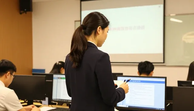 提升师资培训效率的实践路径与资源维护策略